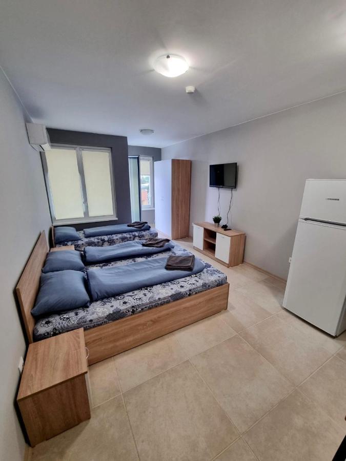 Family Apartments София Экстерьер фото
